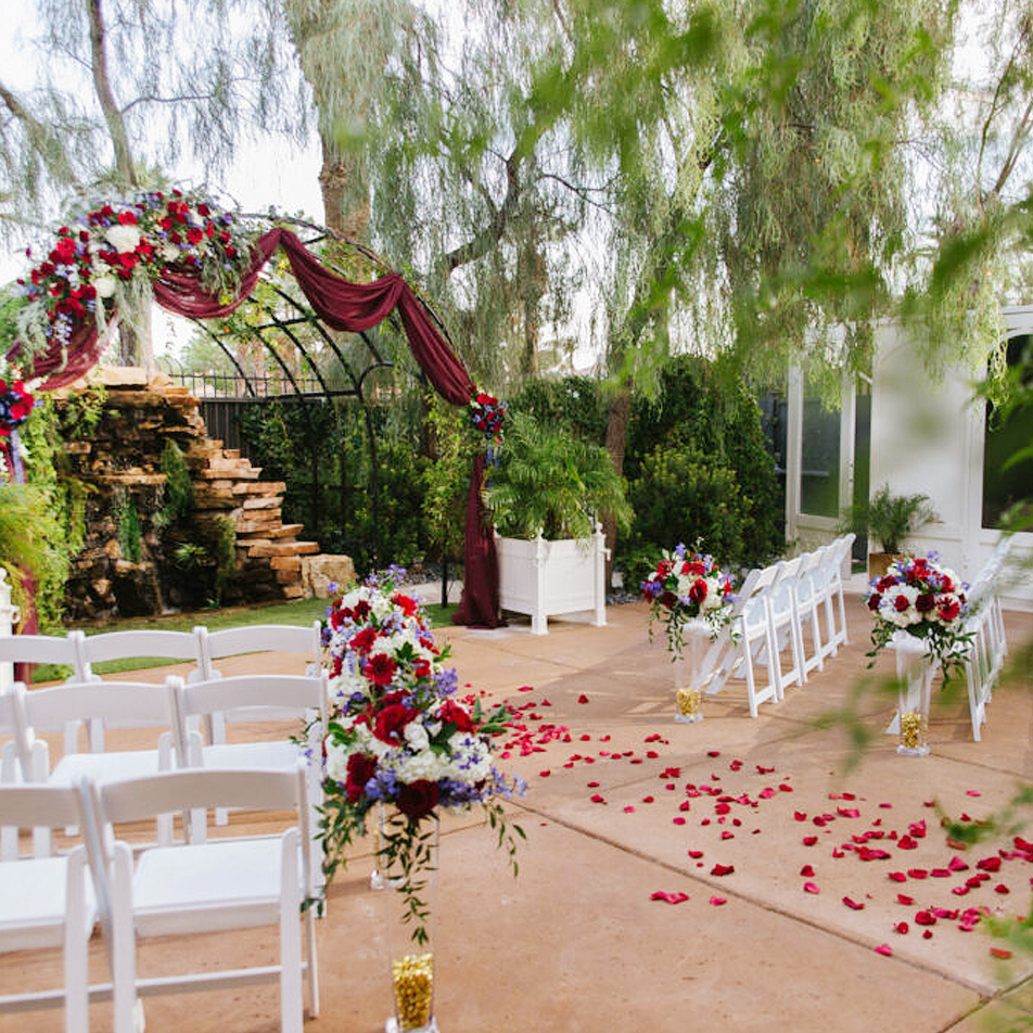 Las Vegas Ceremony Venue with Banquet Hall – All Inclusive Packages for Waterfall 